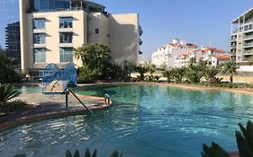 Swimming Pools Apartment In Ocean Village - 2 Bed 2 Bath Rock View