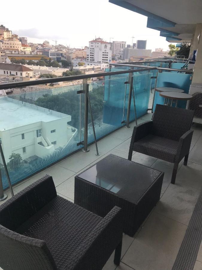 Swimming Pools Apartment In Ocean Village - 2 Bed 2 Bath Rock View Gibraltar Exterior photo